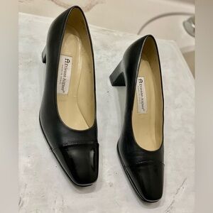 Etienne Aigner STRADA vintage black leather block heels pumps size 7.5M elegant.